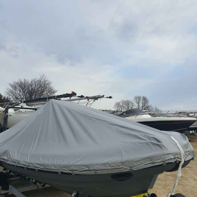 Purchase Highfield Patrol 600 winter cover tarpaulin
