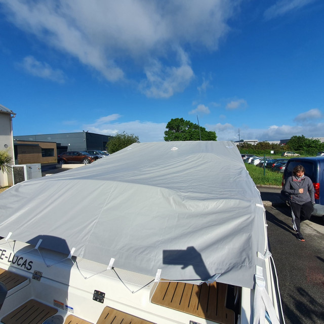 Purchase Flat roof Quicksilver Activ 675 Cruiser deck