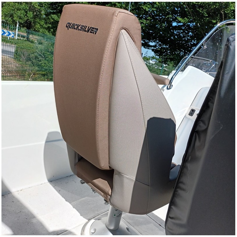 Purchase Pilot seat cover Quicksilver Activ 675 Open / Activ 595 Cabin / ...