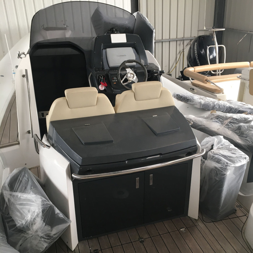 Purchase Pilot seat cover Strider 11 bags