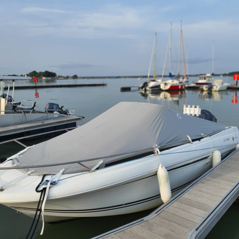 Purchase Flat cover deck Jeanneau Cap Camarat 6.5 CC S1