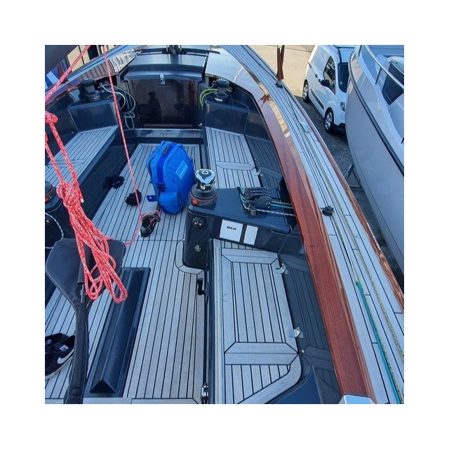 Purchase Winter shelter Latitude 46 Tofinou 9.7