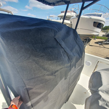 Purchase Bénéteau Flyer 7 SPACEdeck Console Cover