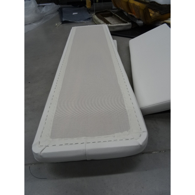 Purchase Rear seat cushion Valiant 520
