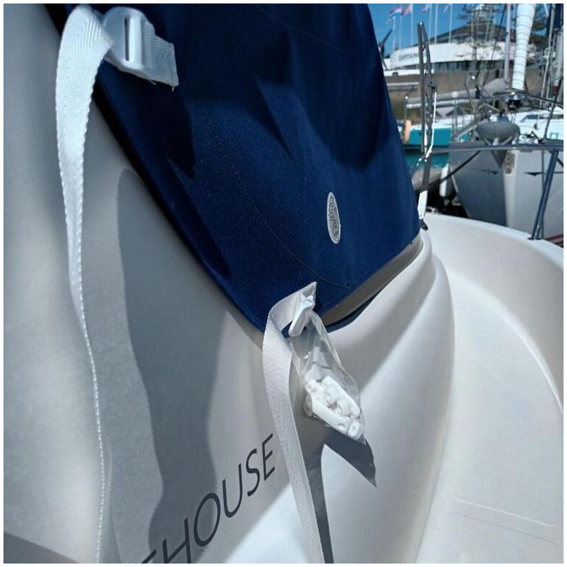 Purchase Quicksilver 640 Helm UV Protection