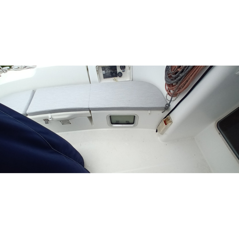 Purchase Jeanneau Sun Odyssey 35 cockpit cushions