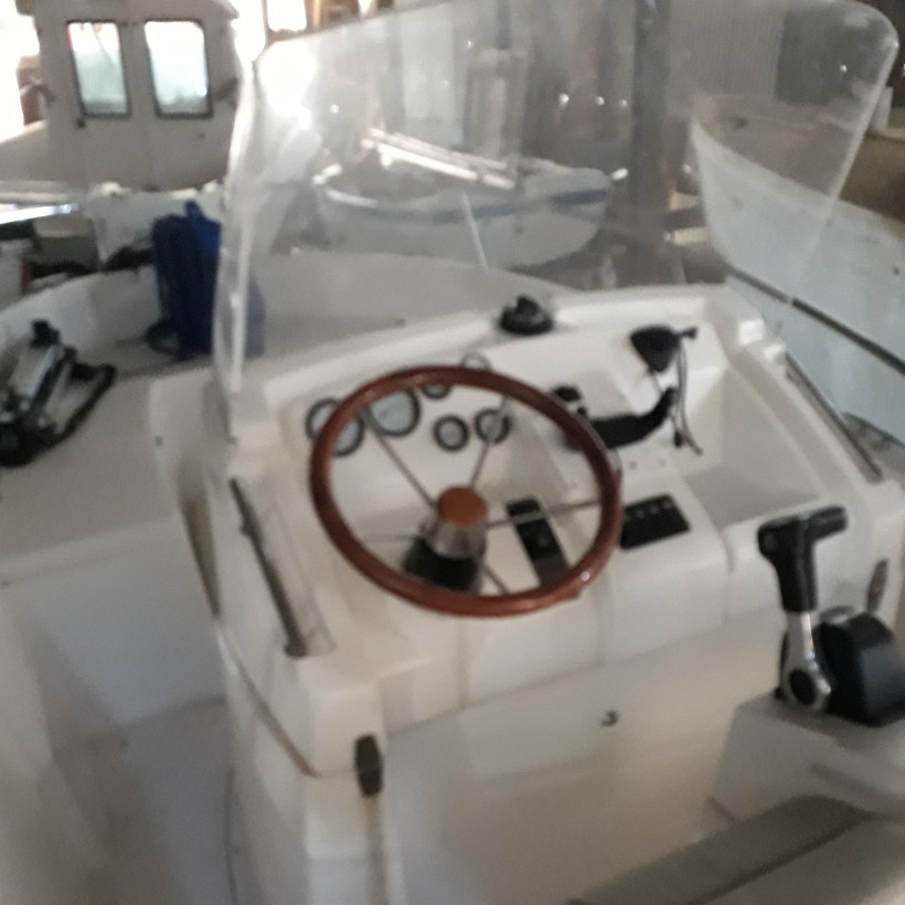Achat Housse de console White Shark 185