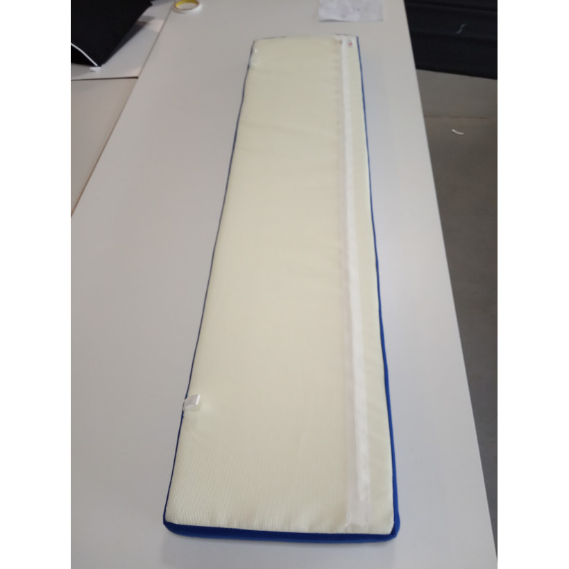 Purchase Bénéteau Océanis 323 Clipper cockpit cushions