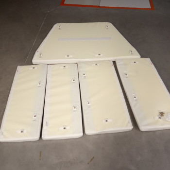 Purchase Quicksilver 500 Commander Cushion