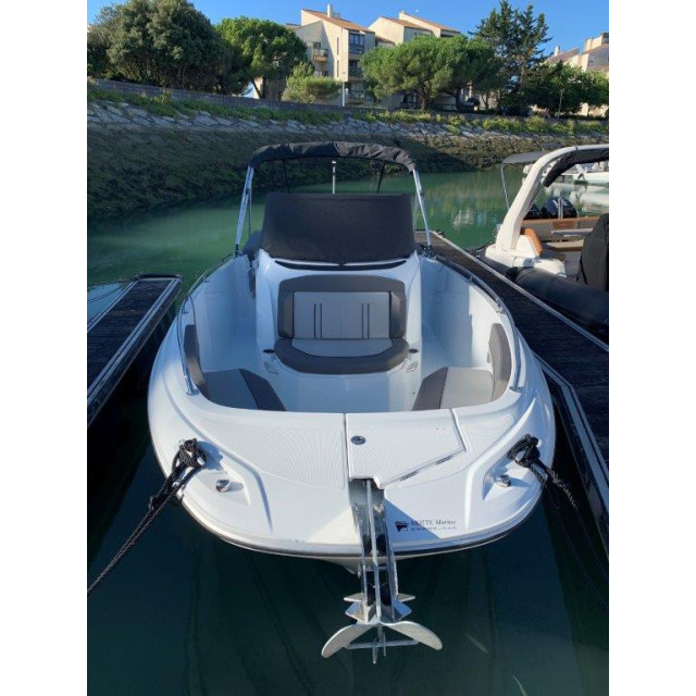 Purchase Flat deck cover Jeanneau Cap Camarat 7.5 CC S3 Purchase Flat deck cover Jeanneau Cap Camarat 7.5 CC S3