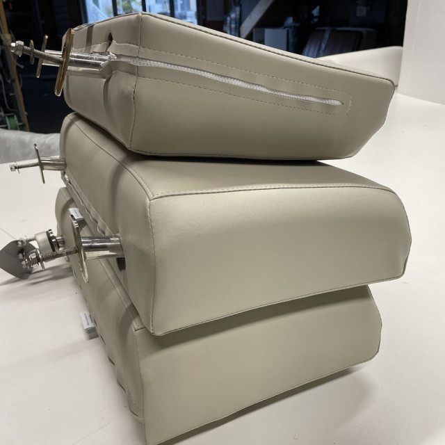 Purchase Rear Bench Backrest Cushion Quicksilver Activ 605 Open