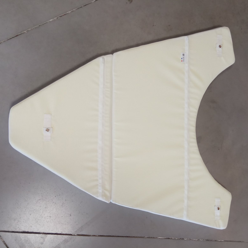 Purchase Front storage bin cushion for Bombard Sunrider 650