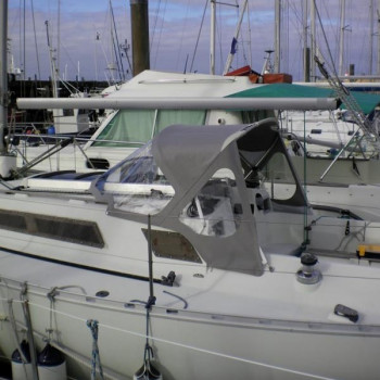 Purchase Spray Hood Bénéteau First 305