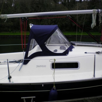 Purchase Spray Hood Jeanneau Sun 2500