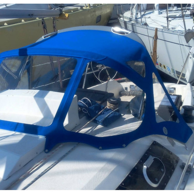 Purchase Spray Hood Jeanneau Rush