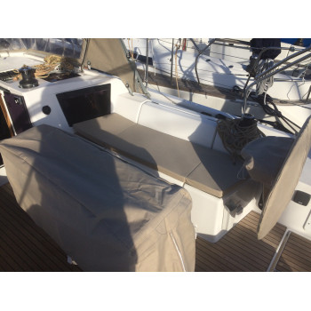 Purchase Dufour 390 GL table cover