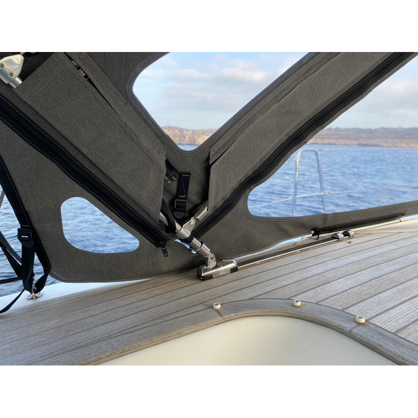 Purchase Spray Hood CNB Bordeaux 60