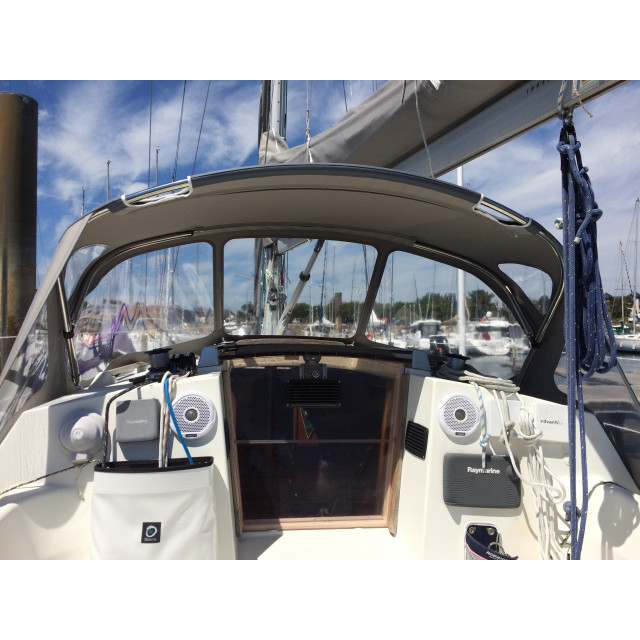 Purchase Spray Hood Bénéteau First 305