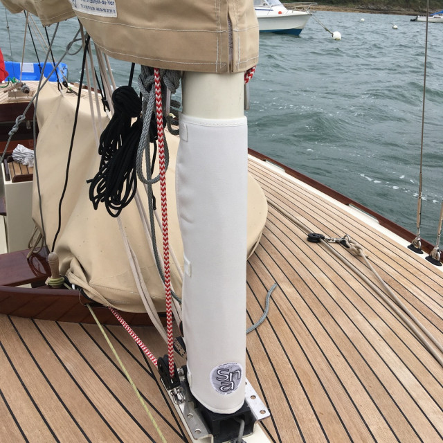 Purchase Tofinou 7 Mast Base Protection