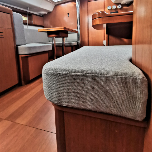 Purchase Square cushions and Oceanis 46 Standard bench cushions