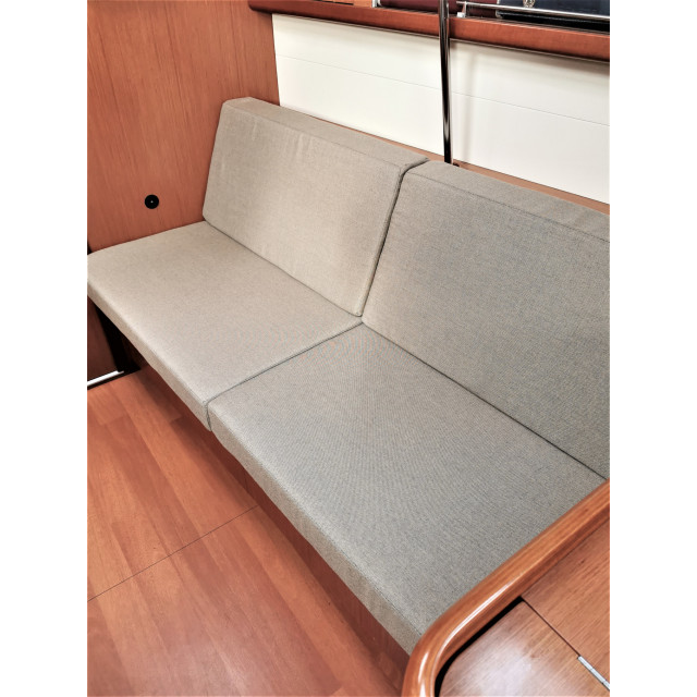 Purchase Square cushions and Oceanis 46 Standard bench cushions