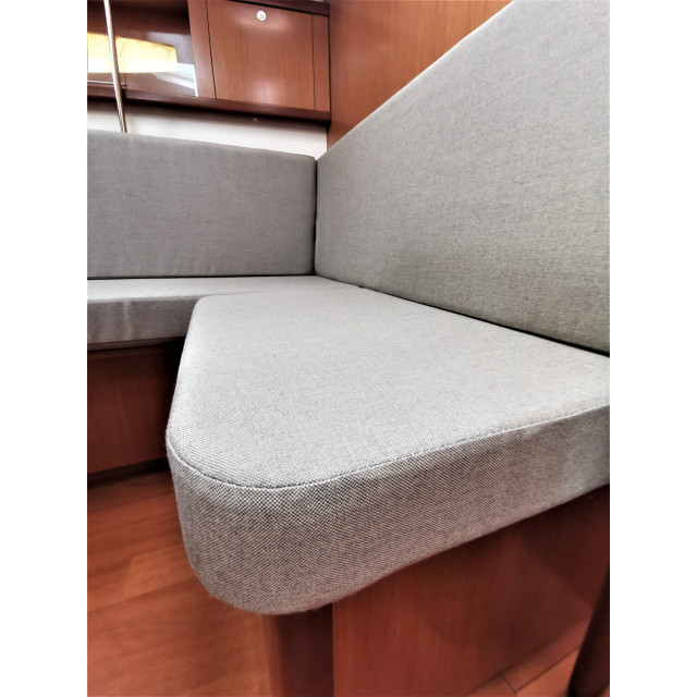 Purchase Square cushions and Oceanis 46 Standard bench cushions