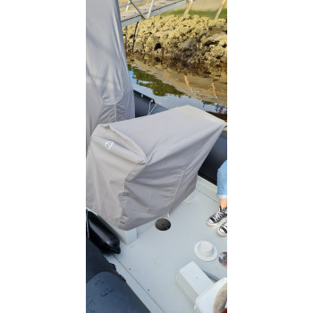 Purchase Manta 680 leaning post cover