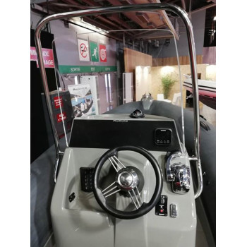 Purchase Pro Marine Manta 680 Console Cover Purchase Pro Marine Manta 680 Console Cover