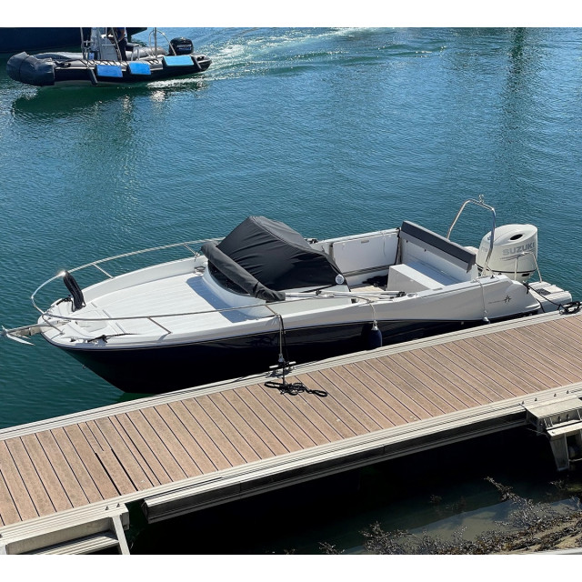 Purchase Jeanneau Cap Camarat 6.5 WA S3 Console Cover