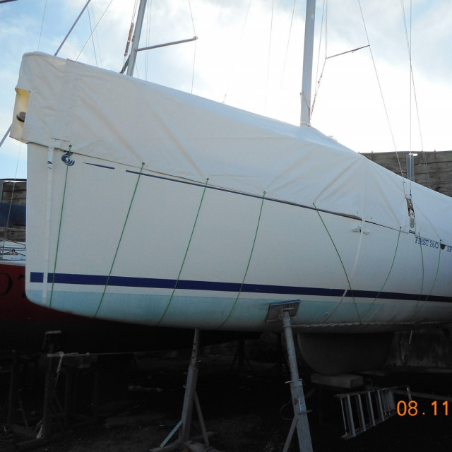 Purchase Winter cover for Bénéteau First 260 Spirit