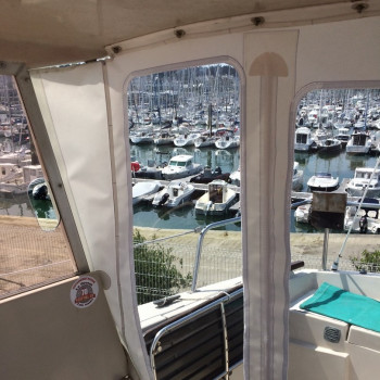 Purchase Steering compartment closure Evasion 25 Beneteau