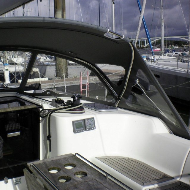 Purchase Spray Hood Dufour 425 GL