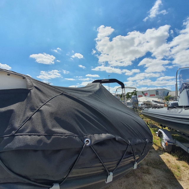 Purchase Zodiac Medline 6.8 camping cover