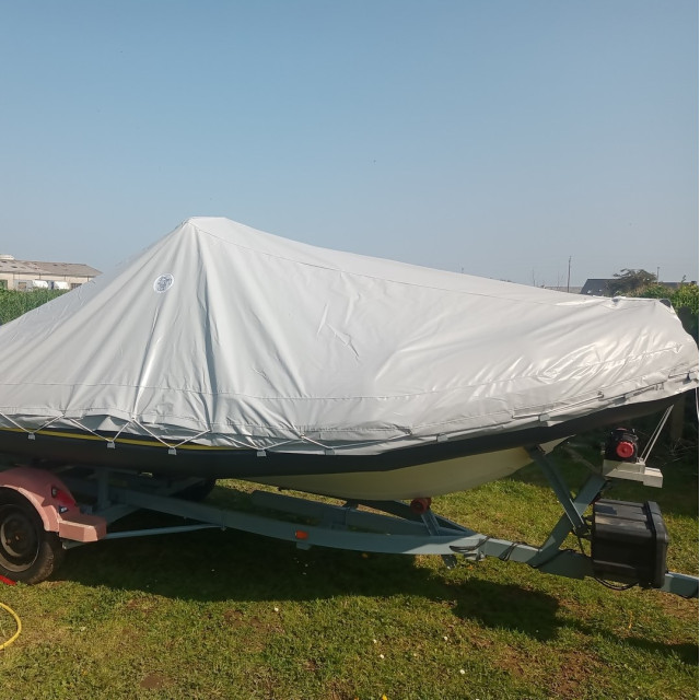 Purchase Winter cover for Bombard Explorer 500 DB