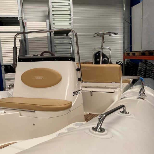 Purchase Zodiac Medline 2 winter cover